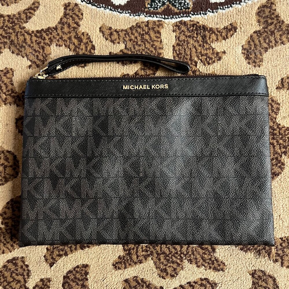 MICHAEL KORS Dark Brown Wristlet Clutch